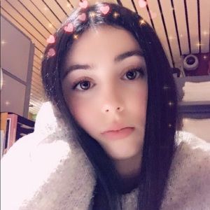 Meet your Posher, Gabrielle